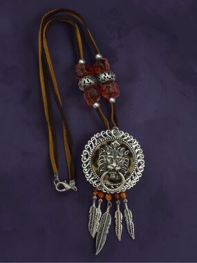 Vintage Door Knocker Lion Medallion Pendant Necklace with Faux Amber Beads